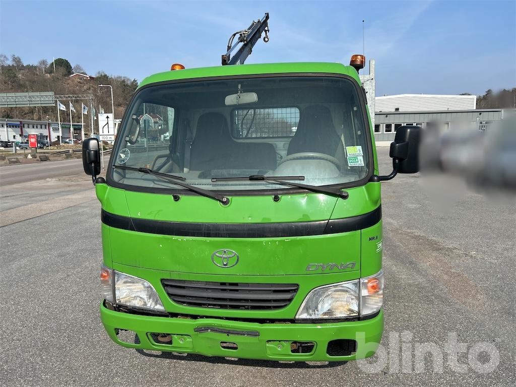 Toyota Dyna 100 2,5 TD - Dropside/ Flatbed truck, Crane truck: picture 3 Toyota Dyna 100 2,5 TD - Dropside/ Flatbed truck, Crane truck: picture 3