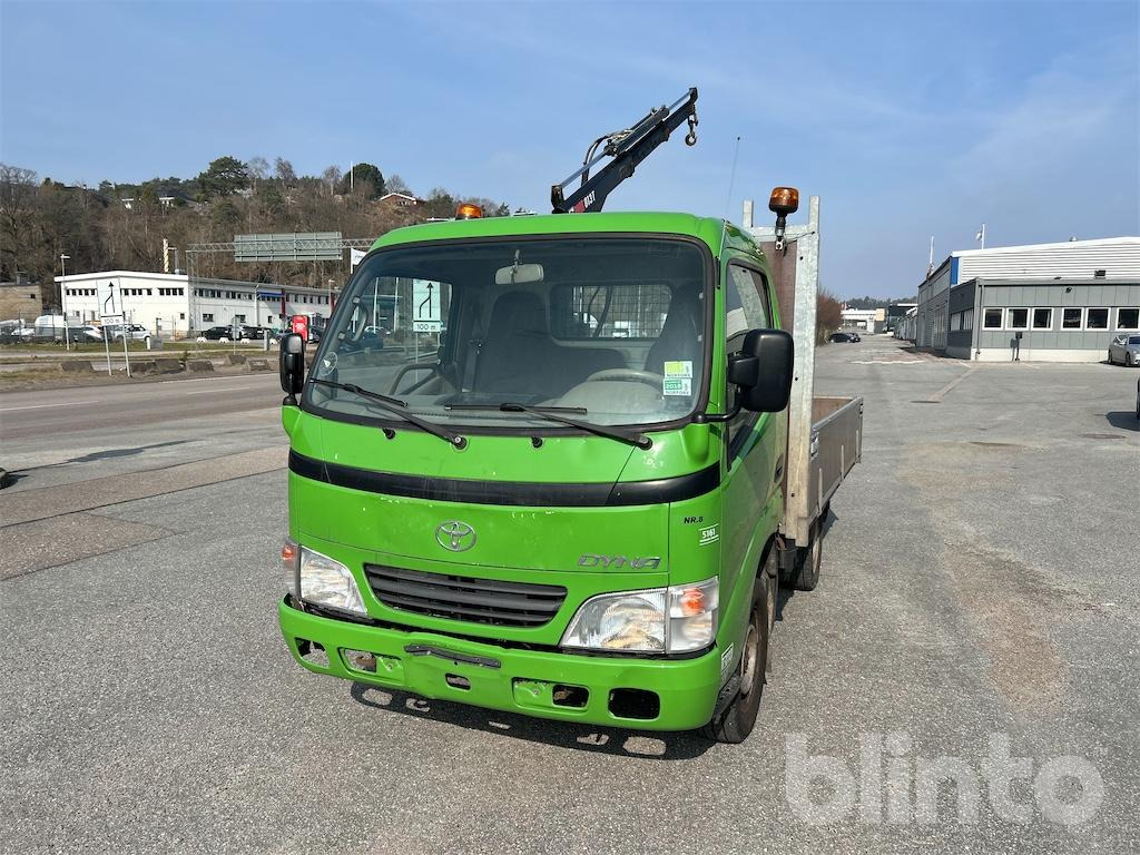 Toyota Dyna 100 2,5 TD - Dropside/ Flatbed truck, Crane truck: picture 2 Toyota Dyna 100 2,5 TD - Dropside/ Flatbed truck, Crane truck: picture 2