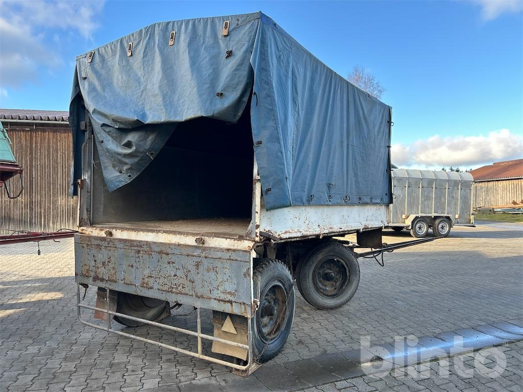 VEB THK 5 Pritsche (1980) - Closed box trailer: picture 3 VEB THK 5 Pritsche (1980) - Closed box trailer: picture 3