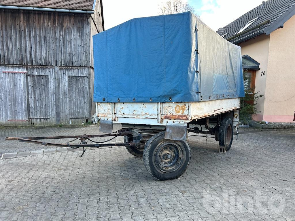 VEB THK 5 Pritsche (1980) - Closed box trailer: picture 1 VEB THK 5 Pritsche (1980) - Closed box trailer: picture 1