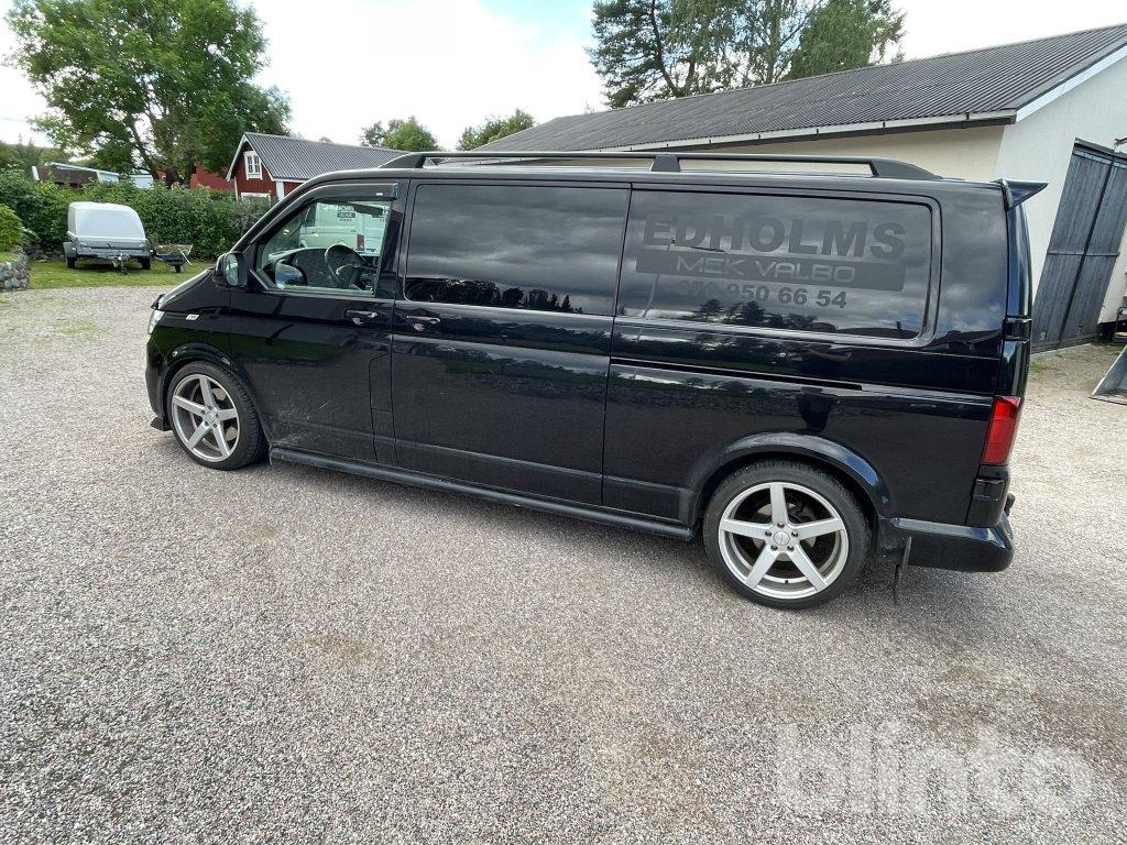 VOLKSWAGEN Transporter 4WD - Panel van: picture 3 VOLKSWAGEN Transporter 4WD - Panel van: picture 3