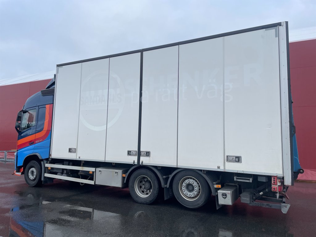 VOLVO FH 500 6x2*2 - Box truck: picture 4 VOLVO FH 500 6x2*2 - Box truck: picture 4