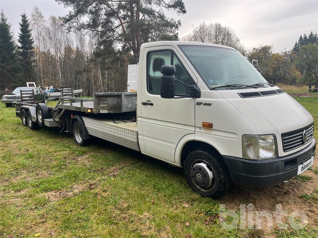 VW Transporter LT46 TDI - Mini artic tractor unit, Autotransporter semi-trailer: picture 3 VW Transporter LT46 TDI - Mini artic tractor unit, Autotransporter semi-trailer: picture 3