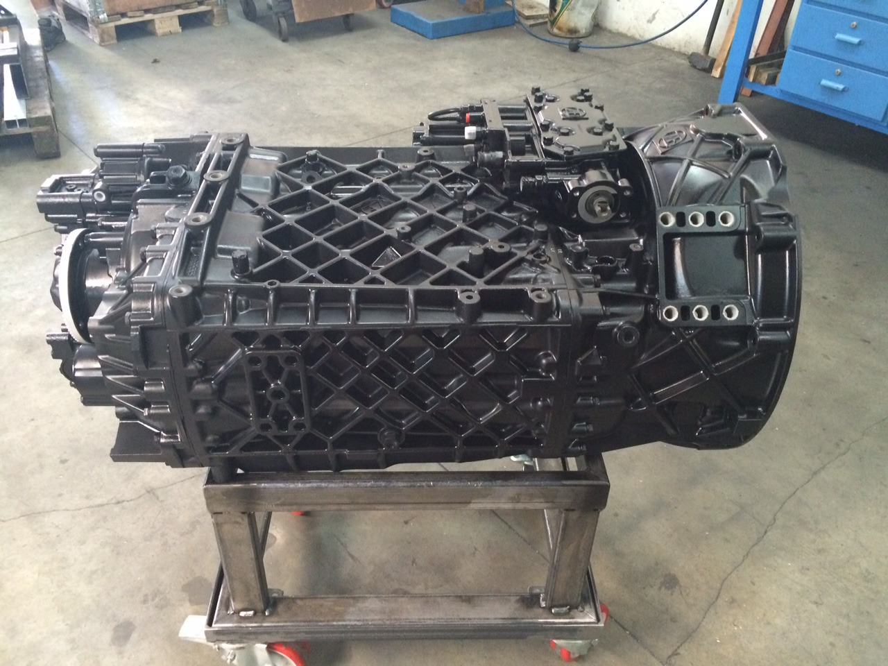 CAMBIO ZF 16S221 - 16S2321 - 16S2521 - Gearbox: picture 2 CAMBIO ZF 16S221 - 16S2321 - 16S2521 - Gearbox: picture 2