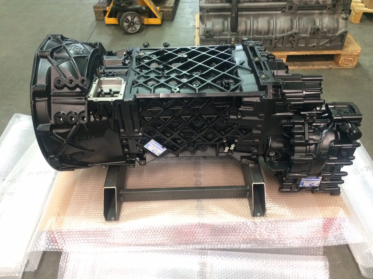 CAMBIO ZF 16S2321TD + IT - NEW ECOSPLIT - Gearbox: picture 3 CAMBIO ZF 16S2321TD + IT - NEW ECOSPLIT - Gearbox: picture 3