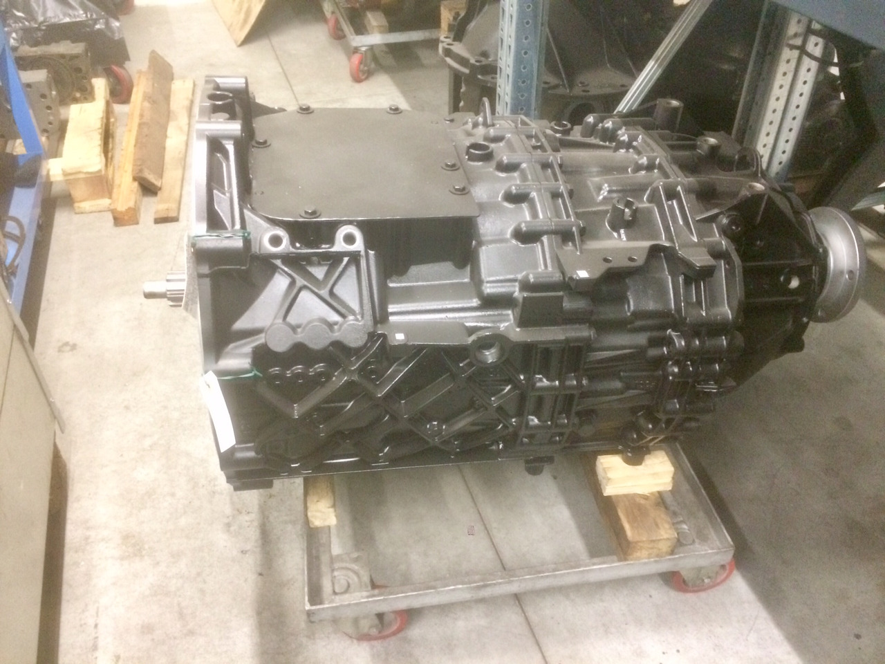 CAMBIO ZF ASTRONIC 12AS2301TO - Gearbox: picture 3 CAMBIO ZF ASTRONIC 12AS2301TO - Gearbox: picture 3