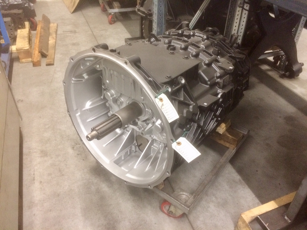 CAMBIO ZF ASTRONIC 12AS2301TO - Gearbox: picture 2 CAMBIO ZF ASTRONIC 12AS2301TO - Gearbox: picture 2