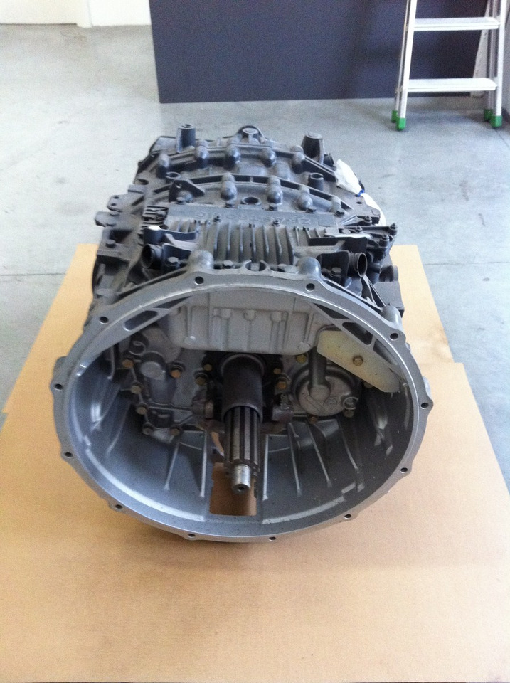 CAMBIO ZF ASTRONIC 12AS2330TD - Gearbox: picture 4 CAMBIO ZF ASTRONIC 12AS2330TD - Gearbox: picture 4