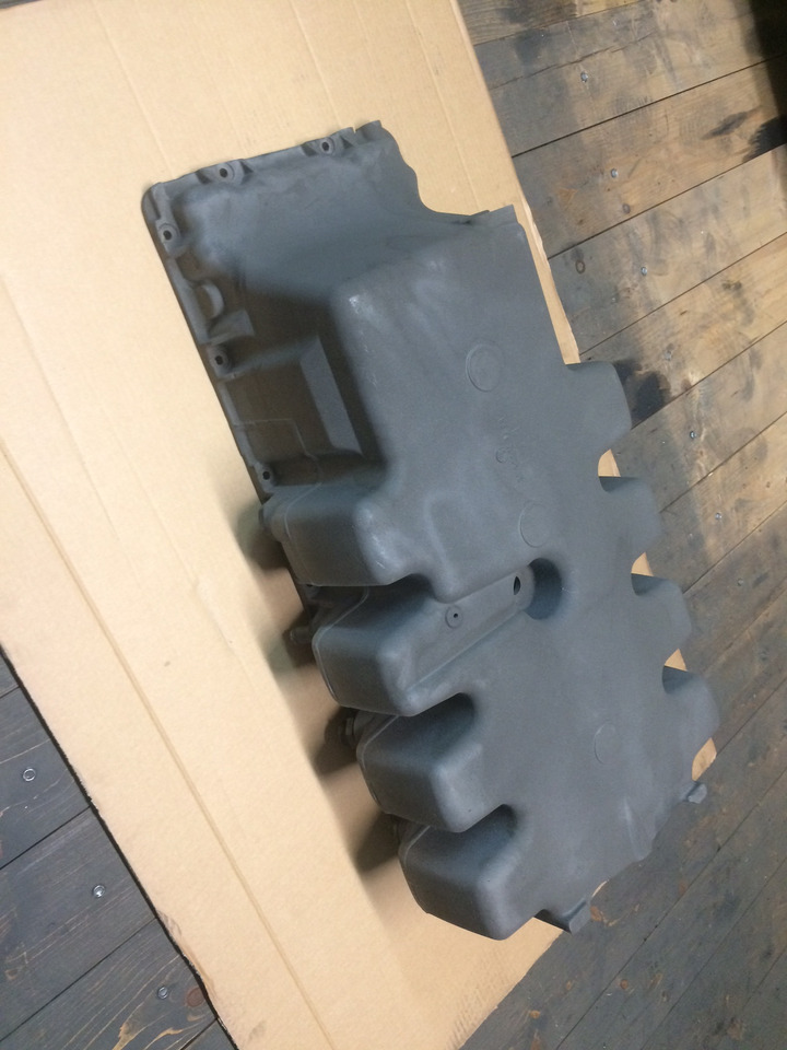 COPPA OLIO MAN 51058015659 - MOTORE MAN D0836LOH / D0826LOH - Oil pan: picture 2 COPPA OLIO MAN 51058015659 - MOTORE MAN D0836LOH / D0826LOH - Oil pan: picture 2