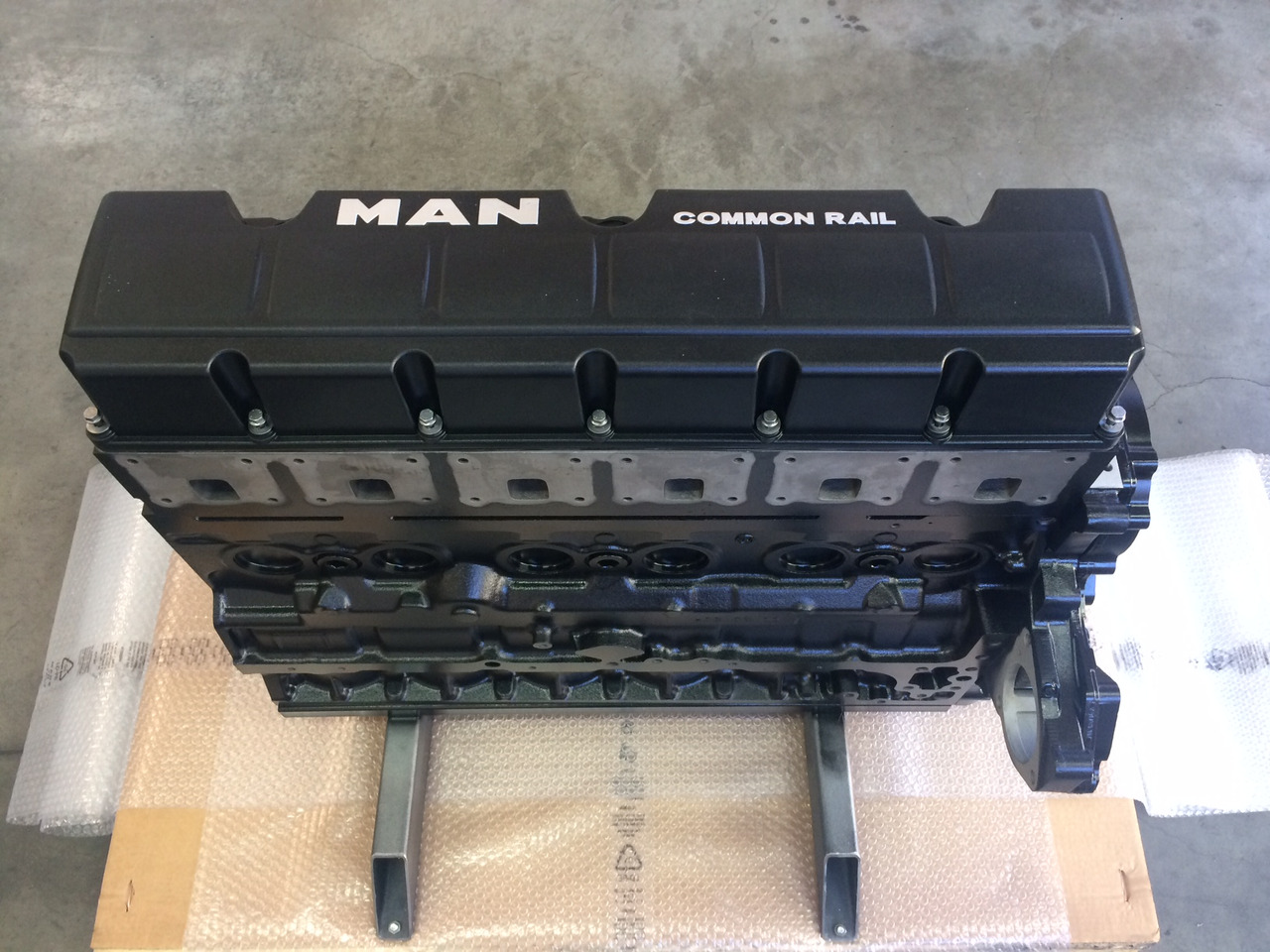 MOTORE MAN D0836LOH40 / D0836 LOH40 - 280CV - EURO 3 - BUS - Engine for Bus: picture 5 MOTORE MAN D0836LOH40 / D0836 LOH40 - 280CV - EURO 3 - BUS - Engine for Bus: picture 5