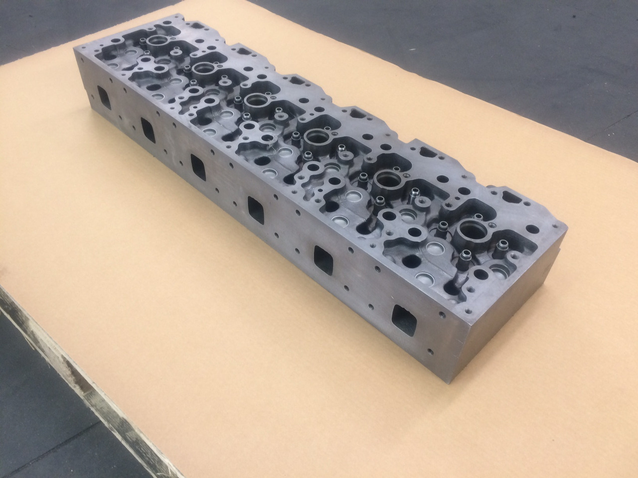 TESTATA CILINDRO - MAN 51031006095 - MOTORE MAN D0836 Common Rail - Motorhead: picture 4 TESTATA CILINDRO - MAN 51031006095 - MOTORE MAN D0836 Common Rail - Motorhead: picture 4