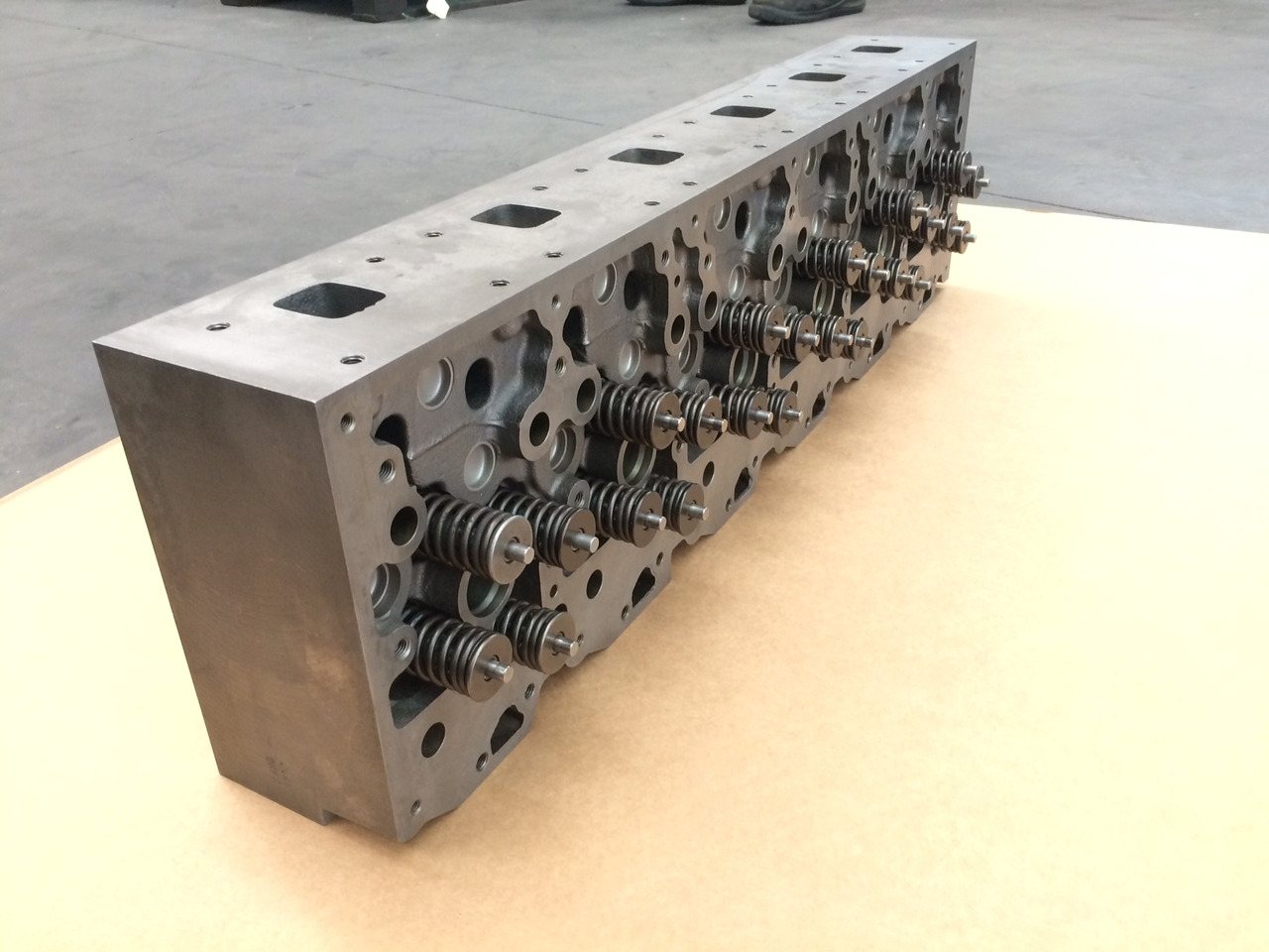 TESTATA CILINDRO MAN 51031006273 - MOTORE MAN D0836 Common Rail - Motorhead: picture 4 TESTATA CILINDRO MAN 51031006273 - MOTORE MAN D0836 Common Rail - Motorhead: picture 4