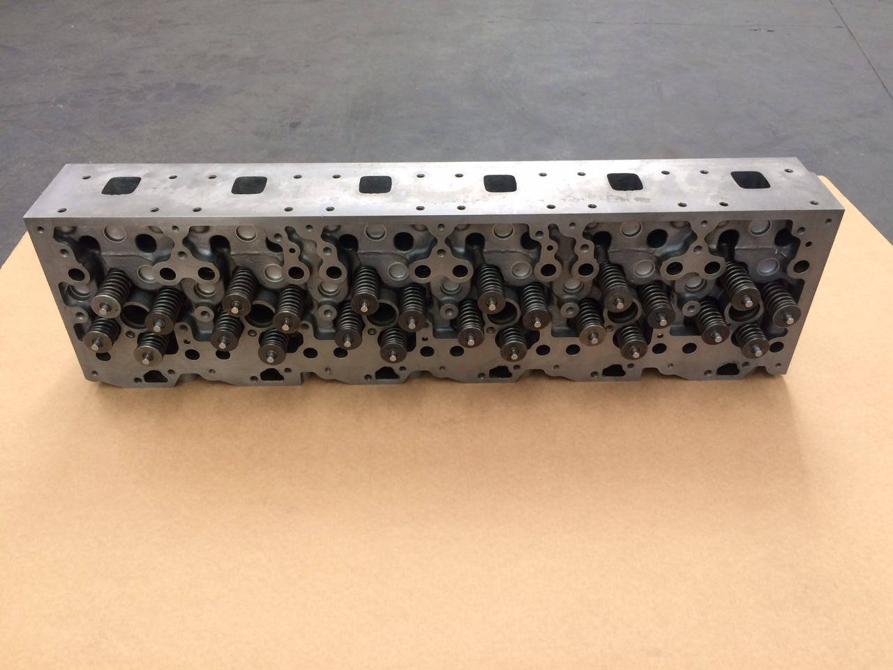 TESTATA CILINDRO MAN 51031006273 - MOTORE MAN D0836 Common Rail - Motorhead: picture 2 TESTATA CILINDRO MAN 51031006273 - MOTORE MAN D0836 Common Rail - Motorhead: picture 2