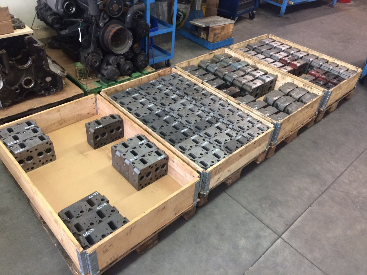 TESTATA MOTORE MAN D2865 / D2866 2V / D2876 2V / D2848 2V / D2840 2V / D2842 2V - Motorhead: picture 2 TESTATA MOTORE MAN D2865 / D2866 2V / D2876 2V / D2848 2V / D2840 2V / D2842 2V - Motorhead: picture 2