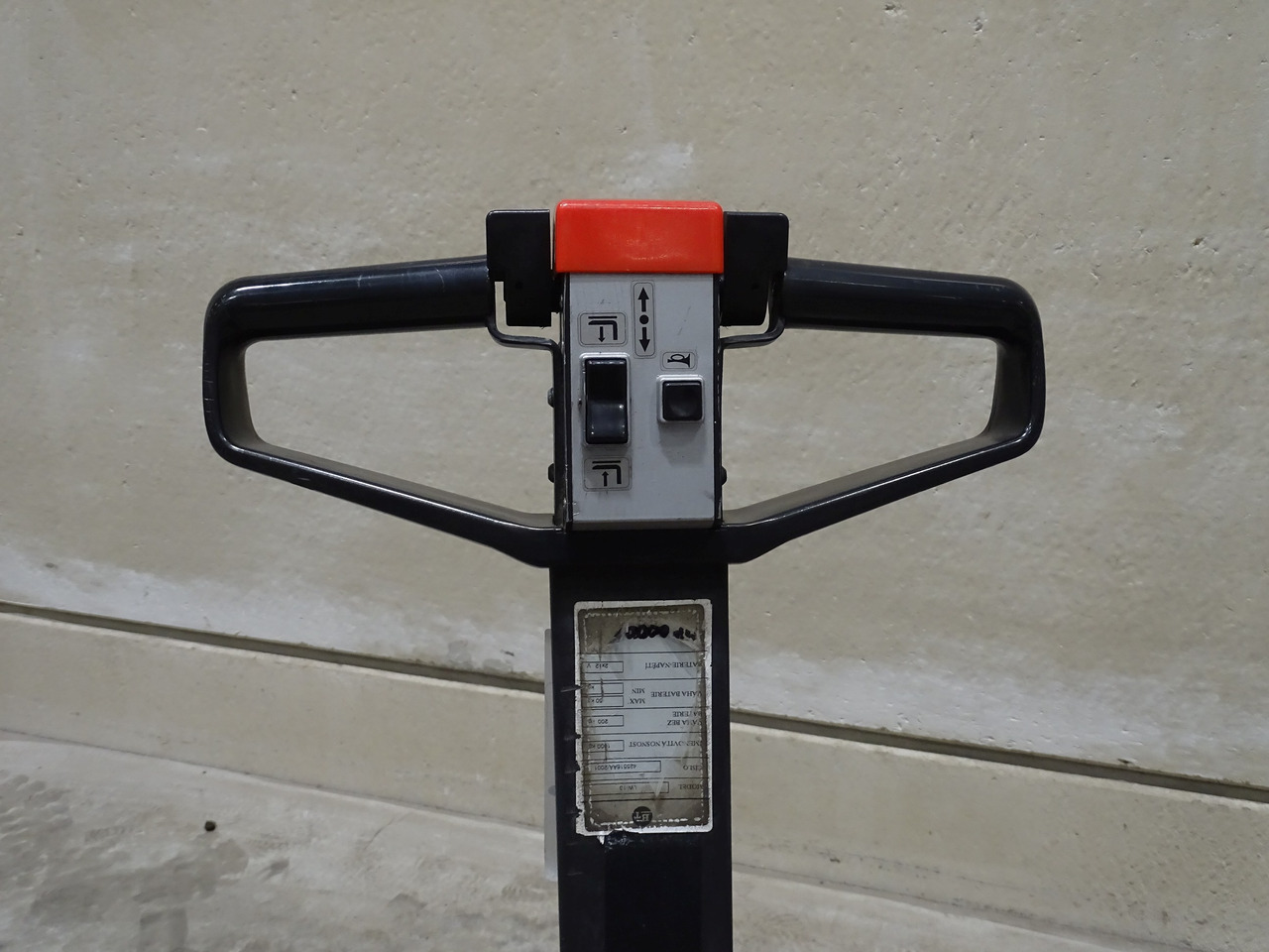 Bt LW13 - Stacker: picture 3 Bt LW13 - Stacker: picture 3