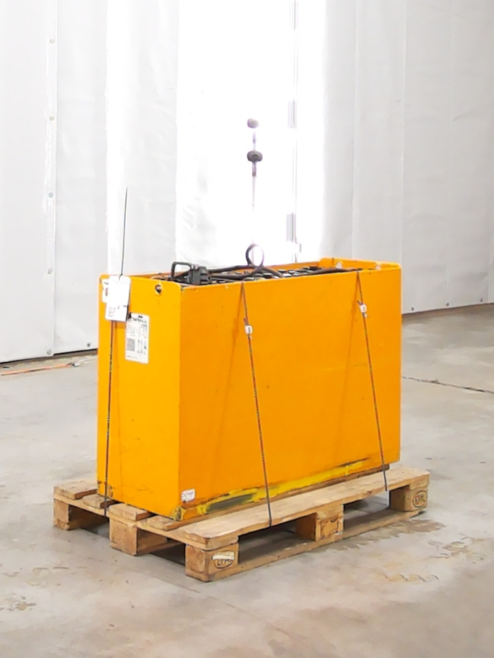 Gbd 48V775AH - Construction machinery: picture 1 Gbd 48V775AH - Construction machinery: picture 1