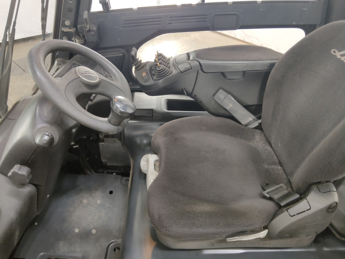 Linde E25-01 - Electric forklift: picture 3 Linde E25-01 - Electric forklift: picture 3