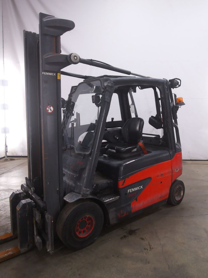Linde E25L-01 - Electric forklift: picture 5 Linde E25L-01 - Electric forklift: picture 5