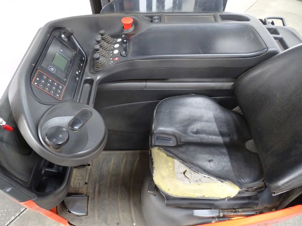 Linde R14-01 - Reach truck: picture 3 Linde R14-01 - Reach truck: picture 3