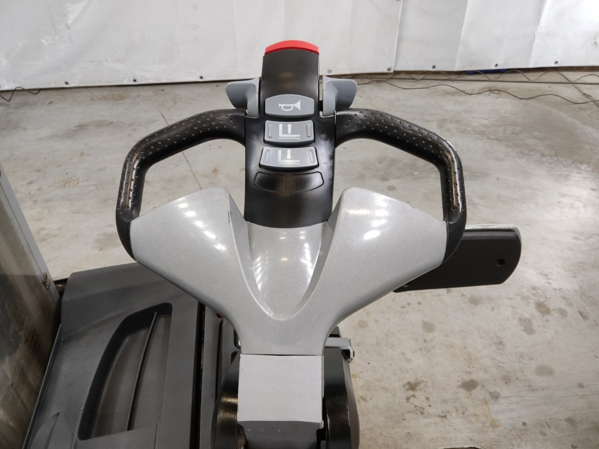 Still EXV-SF14 - Stacker: picture 3 Still EXV-SF14 - Stacker: picture 3