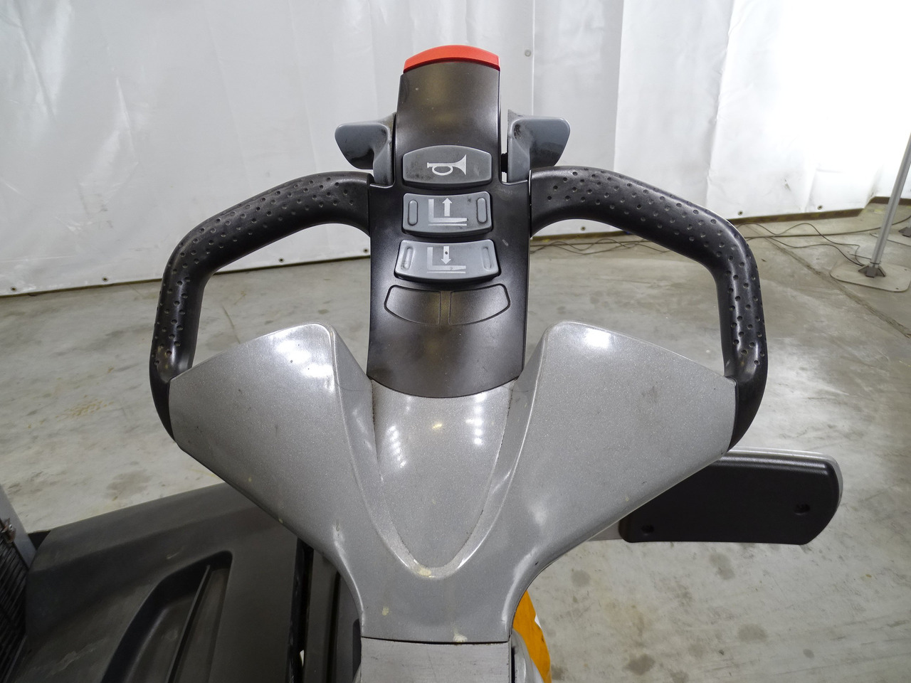 Still EXV-SF16 - Stacker: picture 3 Still EXV-SF16 - Stacker: picture 3