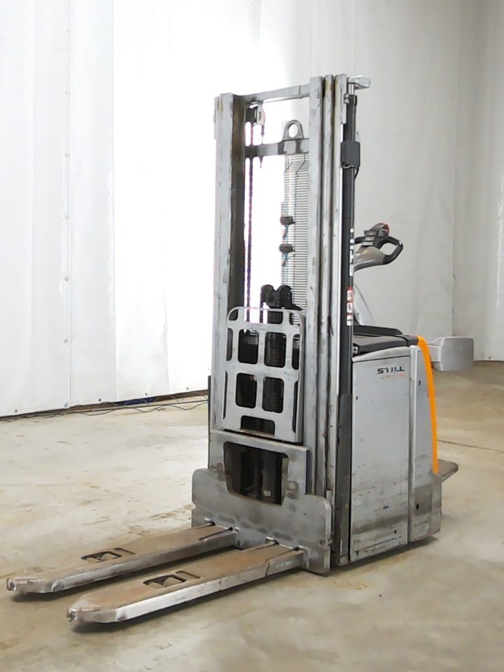 Still EXV-SF16 - Stacker: picture 1 Still EXV-SF16 - Stacker: picture 1