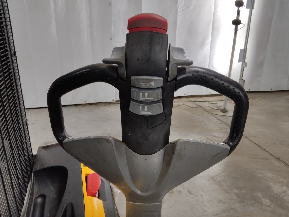 Still EXV12 - Stacker: picture 3 Still EXV12 - Stacker: picture 3