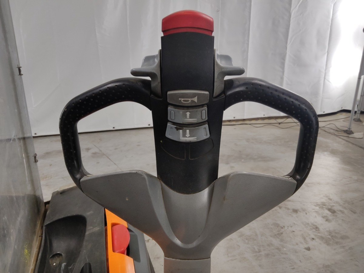 Still EXV12 - Stacker: picture 3 Still EXV12 - Stacker: picture 3