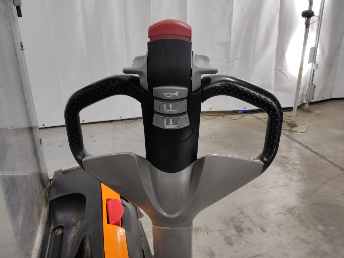 Still EXV12 - Stacker: picture 3 Still EXV12 - Stacker: picture 3