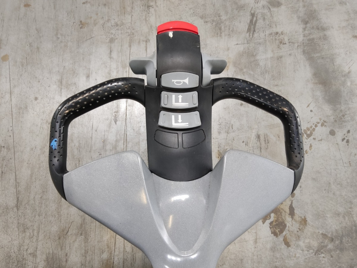 Still EXV12 - Stacker: picture 3 Still EXV12 - Stacker: picture 3