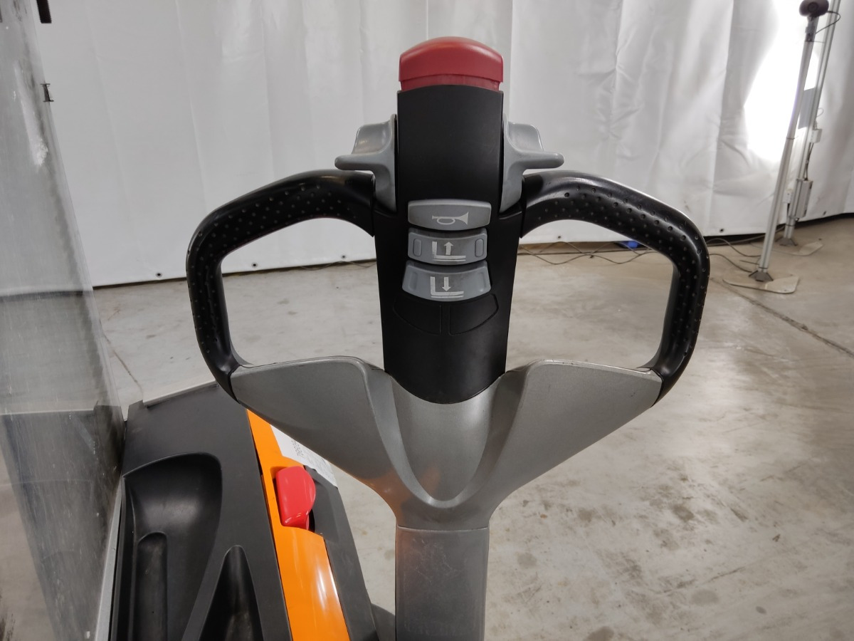 Still EXV12 - Stacker: picture 3 Still EXV12 - Stacker: picture 3