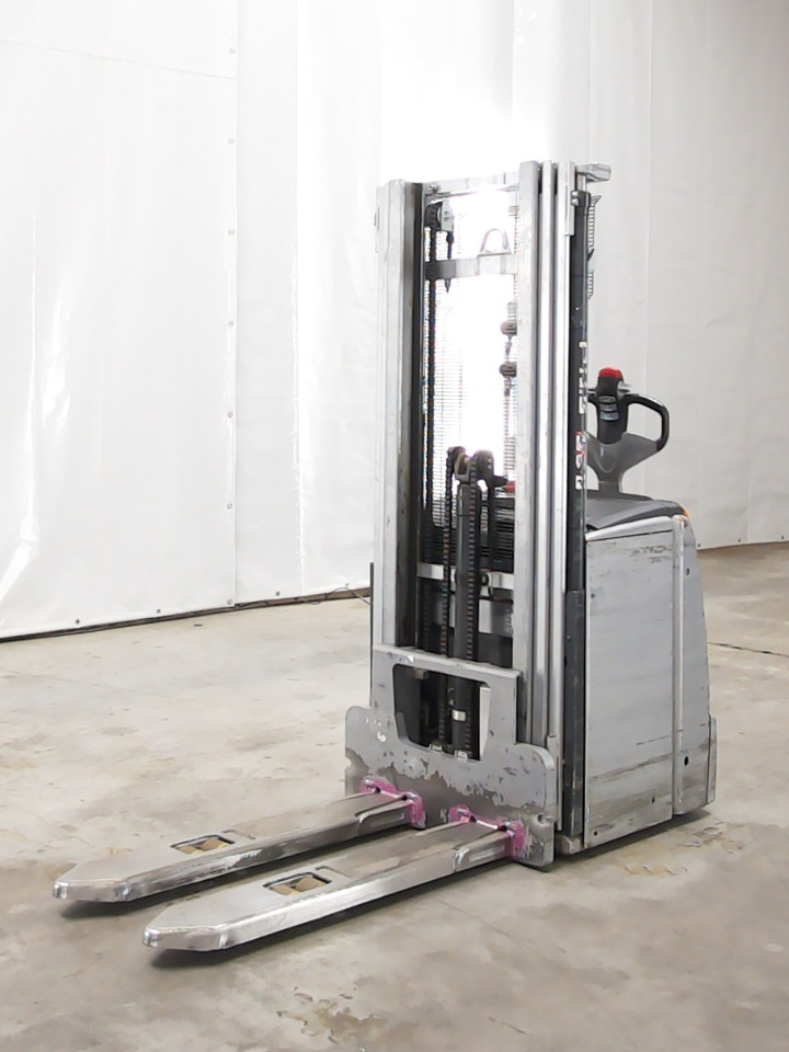 Still EXV14 - Stacker: picture 1 Still EXV14 - Stacker: picture 1