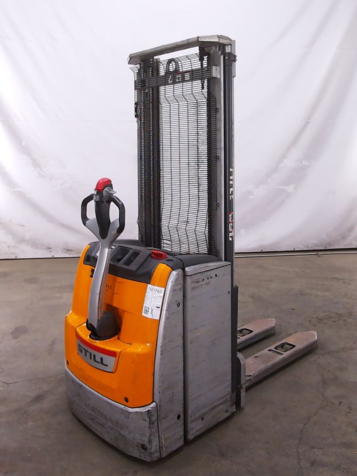 Still EXV16 - Stacker: picture 2 Still EXV16 - Stacker: picture 2