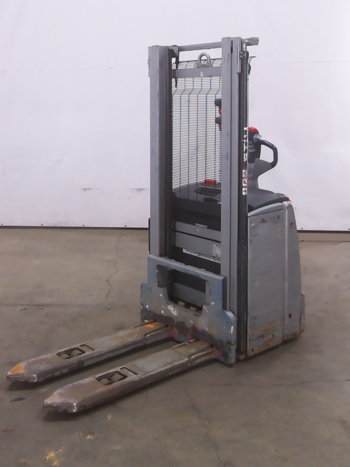 Still EXV16 - Stacker: picture 1 Still EXV16 - Stacker: picture 1