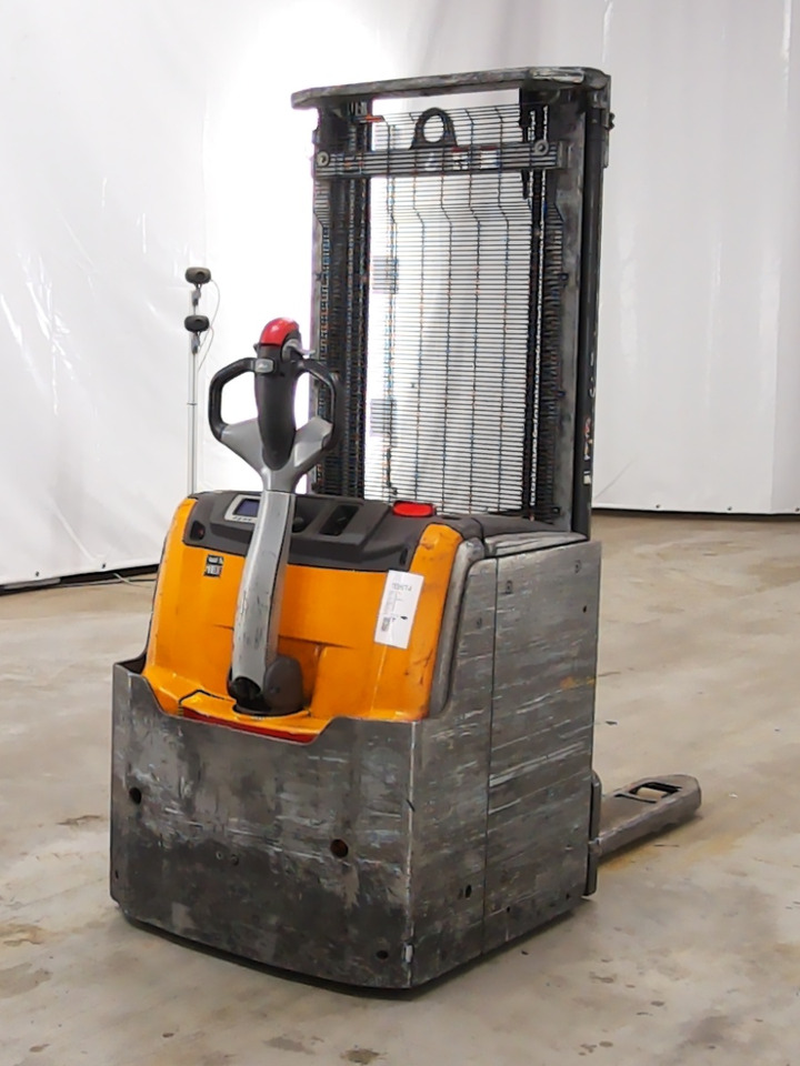 Still EXV16 - Stacker: picture 2 Still EXV16 - Stacker: picture 2