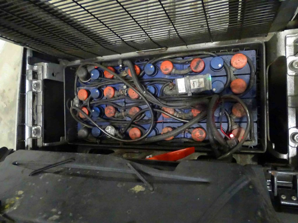 Still EXV16 - Stacker: picture 4 Still EXV16 - Stacker: picture 4