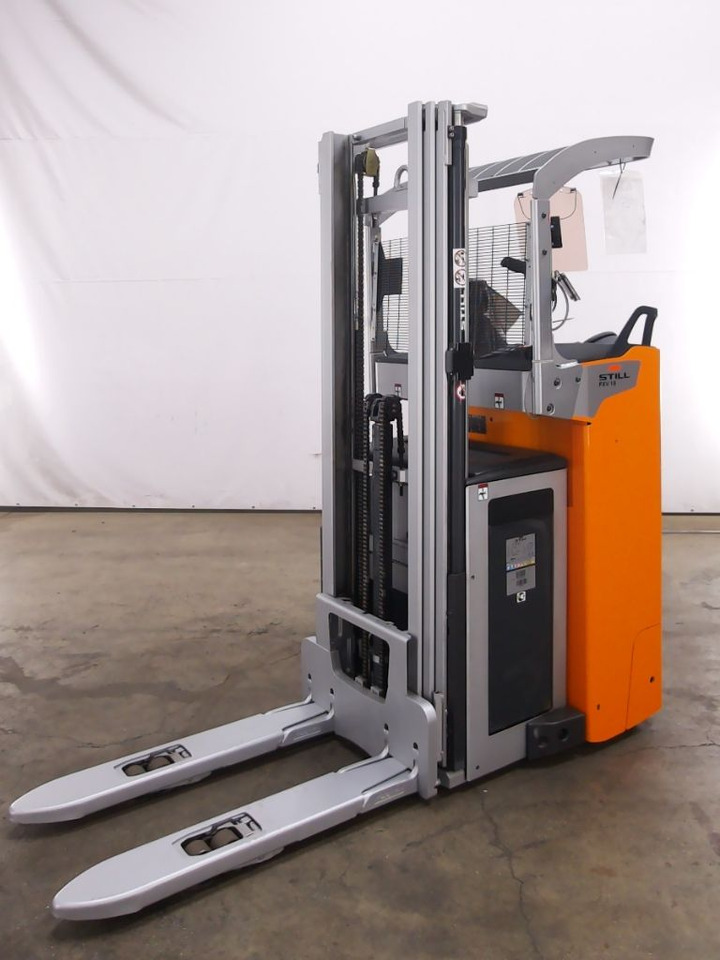 Still FXV16 - Stacker: picture 1 Still FXV16 - Stacker: picture 1