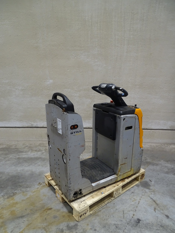 Still LTX20 - Tow tractor: picture 2 Still LTX20 - Tow tractor: picture 2