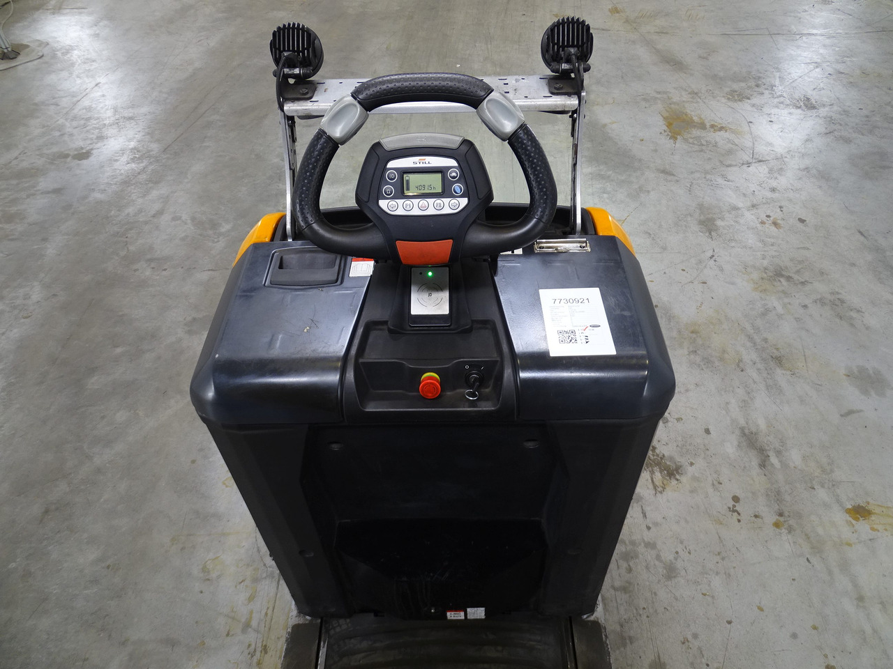 Still LTX50 - Tow tractor: picture 3 Still LTX50 - Tow tractor: picture 3