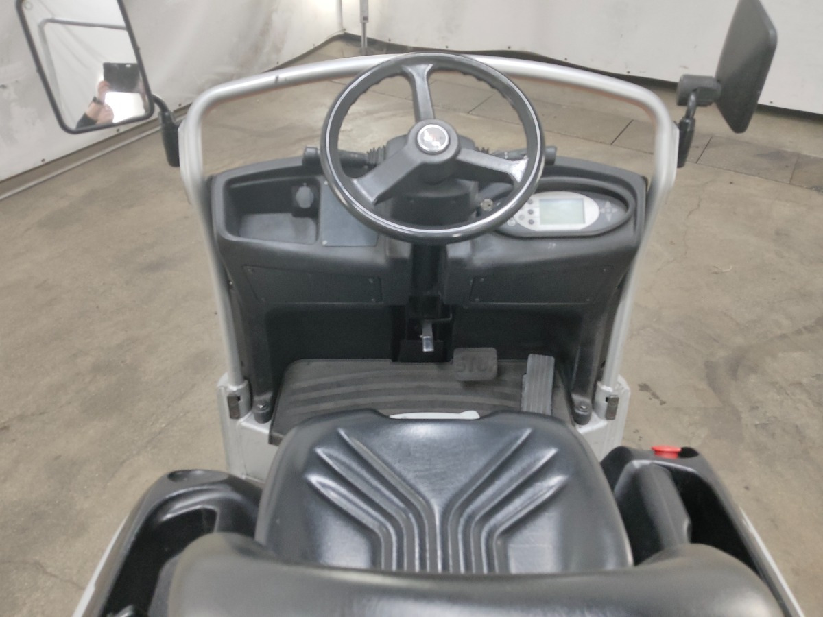 Still LTX70 - Tow tractor: picture 3 Still LTX70 - Tow tractor: picture 3