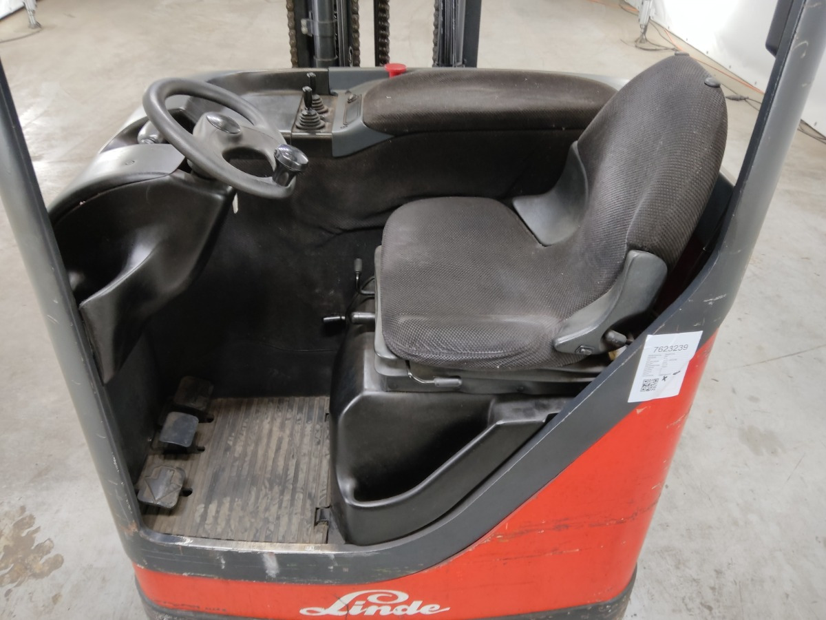 Still R14 - Reach truck: picture 3 Still R14 - Reach truck: picture 3