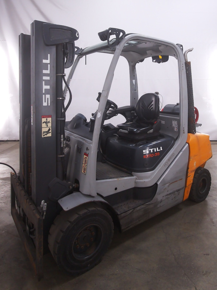 Still RX70-35T - Forklift: picture 1 Still RX70-35T - Forklift: picture 1