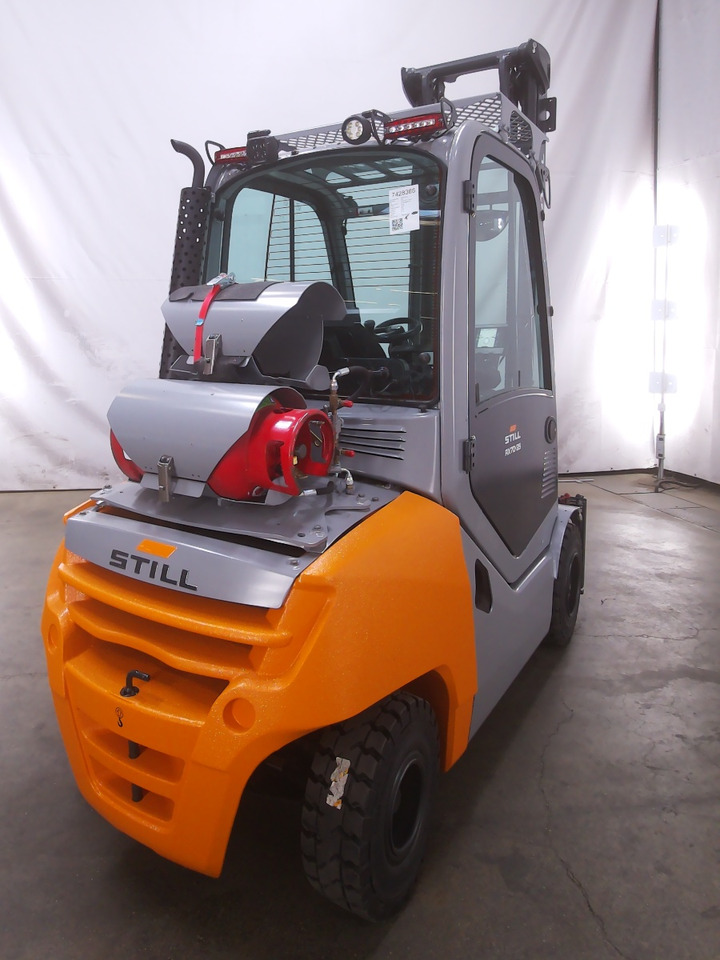 Still RX70-35T - LPG forklift: picture 2 Still RX70-35T - LPG forklift: picture 2