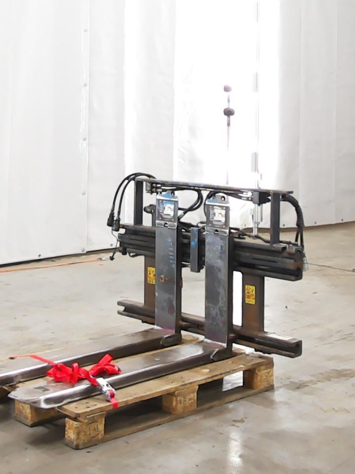 Forks for Material handling equipment Weitere ZINKENVERSTELLGERÄT: picture 1