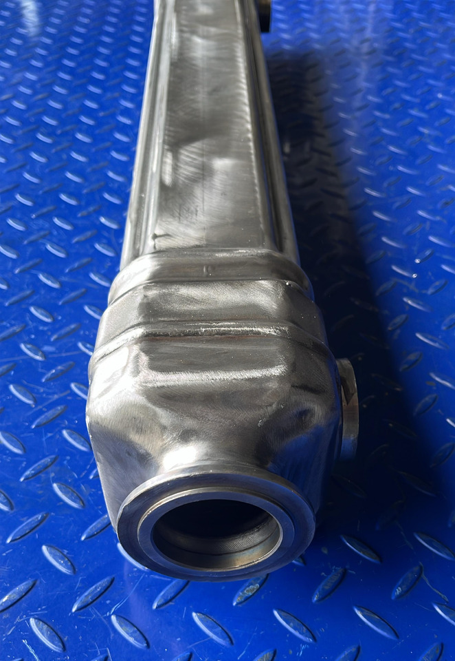 Mercedes Actros Arocs OM473 EGR Cooler A4731400575 - EGR cooler for Truck: picture 3 Mercedes Actros Arocs OM473 EGR Cooler A4731400575 - EGR cooler for Truck: picture 3