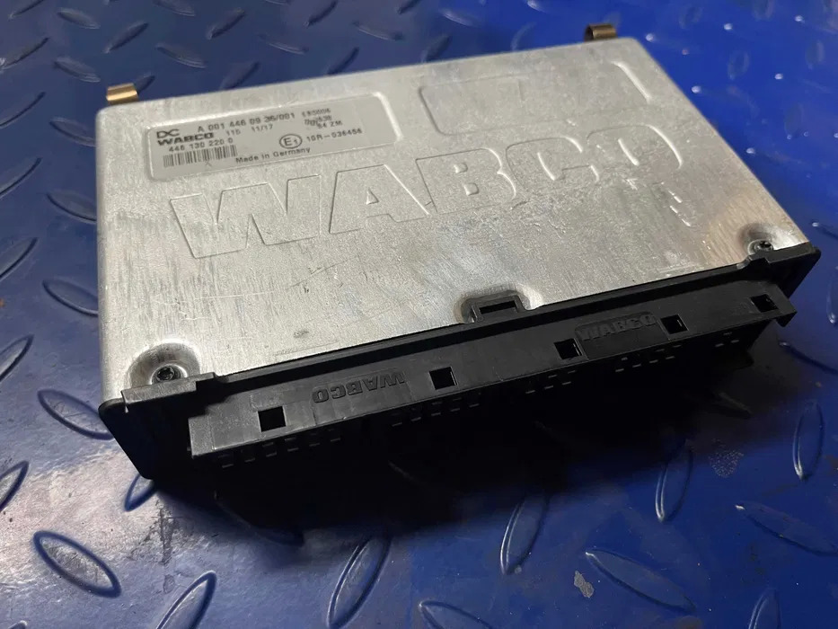 Mercedes Wabco EBS4 - ECU for Truck: picture 2 Mercedes Wabco EBS4 - ECU for Truck: picture 2