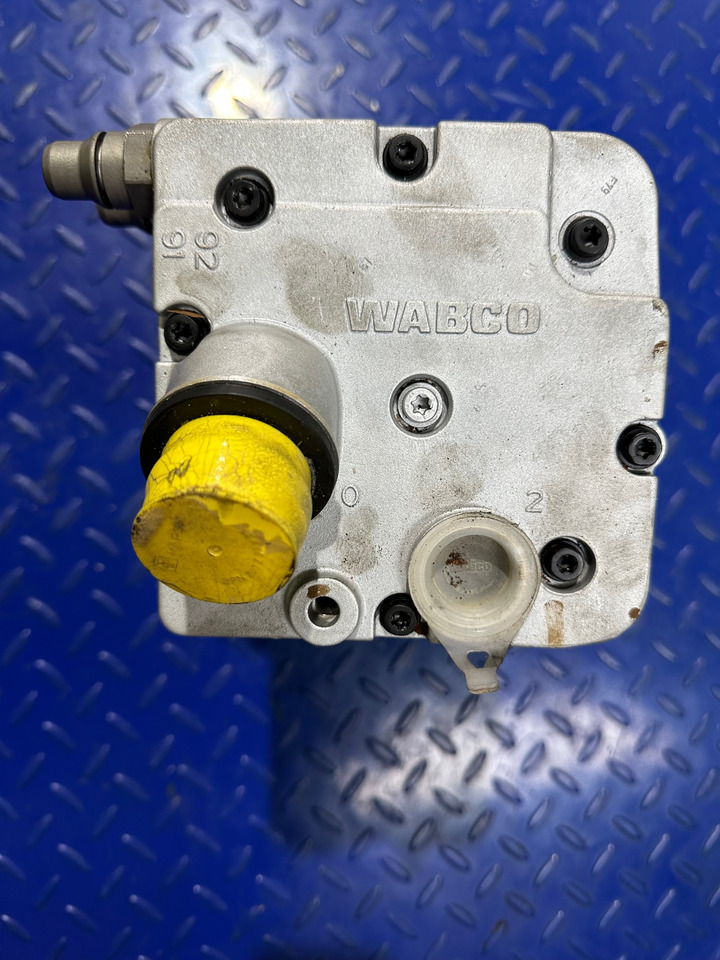 Mercedes Atego 3 Euro 6 Wabco Air Compressor A0011307615 - Spare parts for Truck: picture 3 Mercedes Atego 3 Euro 6 Wabco Air Compressor A0011307615 - Spare parts for Truck: picture 3