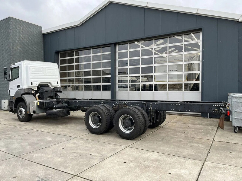 Mercedes-Benz Axor 3344 6x4 Chassis Cabin - Cab chassis truck: picture 3 Mercedes-Benz Axor 3344 6x4 Chassis Cabin - Cab chassis truck: picture 3