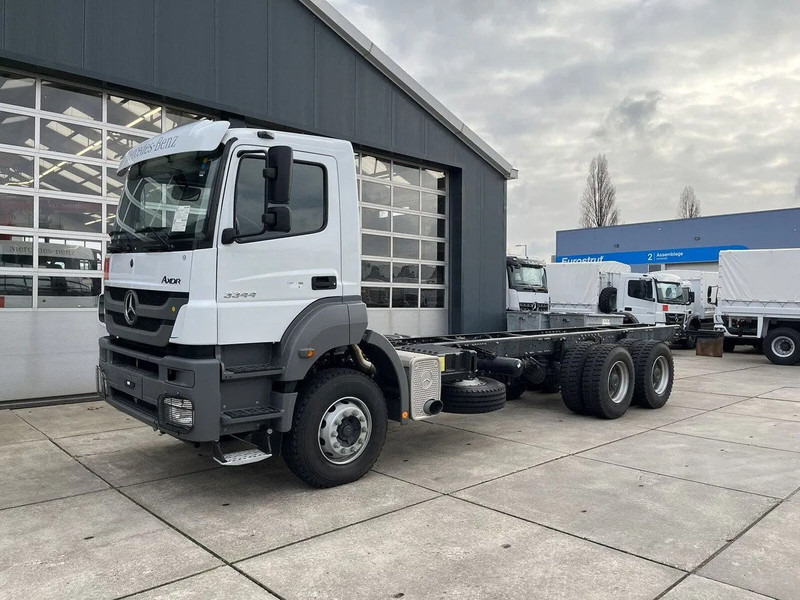 Mercedes-Benz Axor 3344 6x4 Chassis Cabin - Cab chassis truck: picture 1 Mercedes-Benz Axor 3344 6x4 Chassis Cabin - Cab chassis truck: picture 1