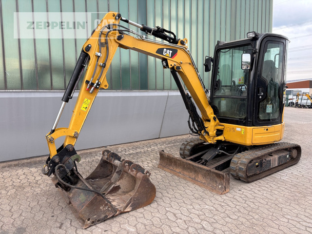 Cat 303ECR - Mini excavator: picture 1 Cat 303ECR - Mini excavator: picture 1